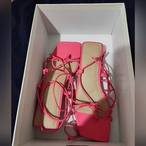 Veronica Beard Coral Strappy Sandals - 7.5 Kitten Heel Summet Cruise Vacation